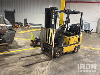 Yale GLC040AFNUAE082 4000 lb Cushion Tire Forklift (Inoperable)
