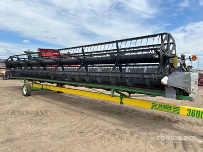 2014 Agco 8200 35 ft Flex Maaikop