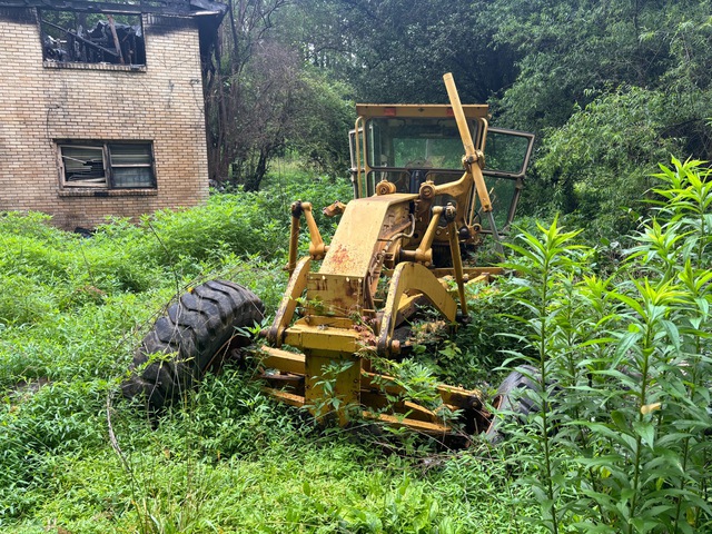 2001 Caterpillar 140