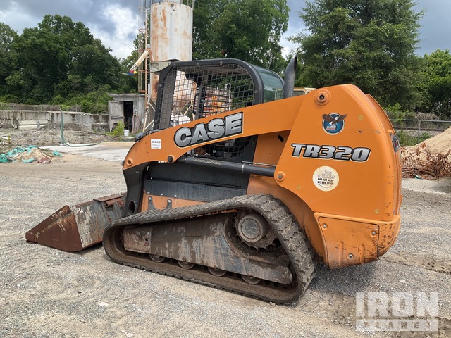 MINI CARGADOR SOBRE ORUGAS 2015 CASE TR320