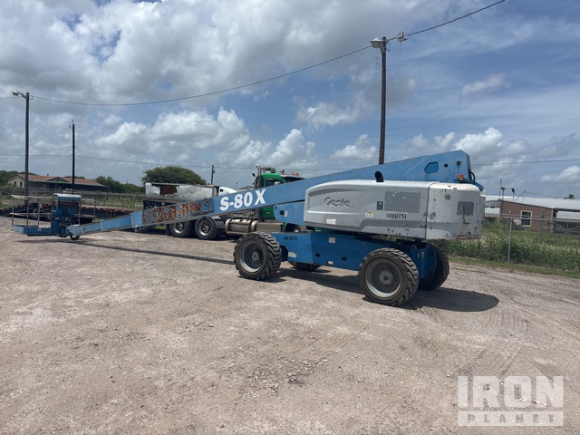 ELEVADOR TELESCóPICO 2013 GENIE 4WD S80X
