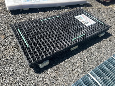 Quantity of (20) 36 in x72 in Black Metal Rail