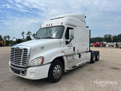 2016 Freightliner Cascadia 125 6x2 T/A Sleeper Truck Tractor
