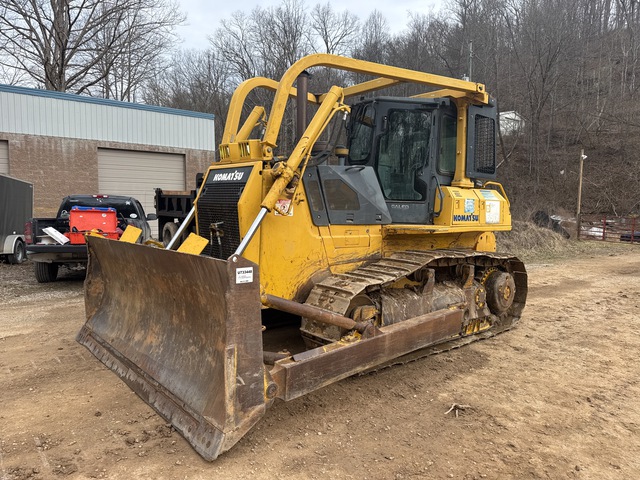 2005 Komatsu D65EX-15