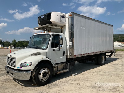 2016 Freightliner M2106 4x2 Refrigerated Truck