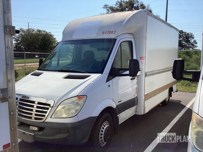2011 Freightliner Sprinter 3500 4x2 Van Truck