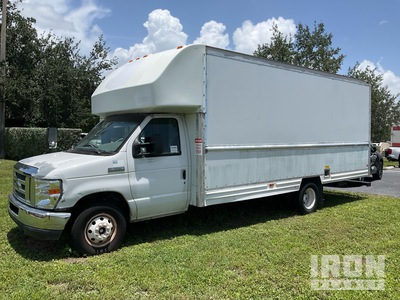 2008 Ford E-350 Cutaway 4x2 Van Truck (Inoperable)