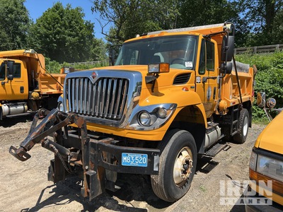 2011 International 7400 SFA Snow Plow Truck
