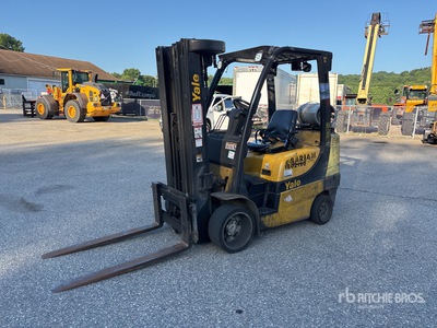 2011 Yale GLC060VXNVSQ084 4800 lb Pneumatic Tire Heftruck