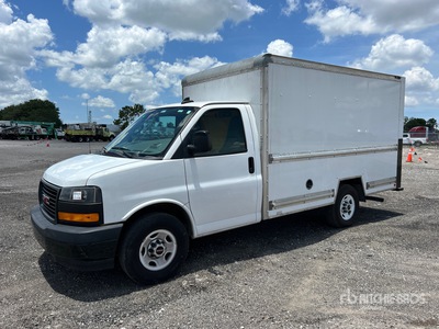 2020 GMC Savana 3500 4x2 Van Truck