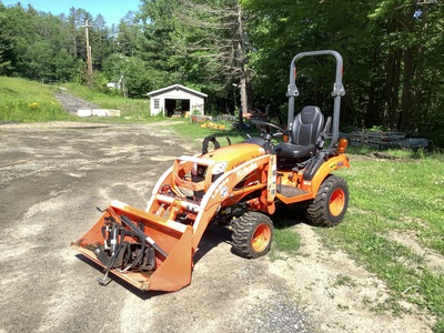Kubota BX2380RV-1 4WD Utility Tractor