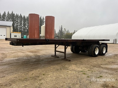 1996 Custom Built 29 ft T/A Flatbed Trailer