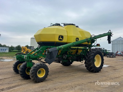 2012 John Deere 1910 430 bu Tow-Behind Lucht wagen