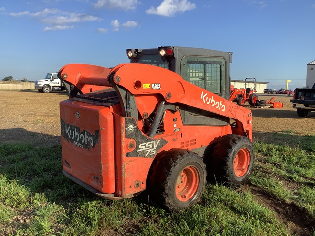 MINI CARGADOR SOBRE RUEDAS 2022 KUBOTA SSV75PHRC