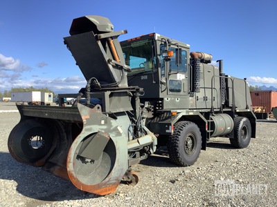 1991 Oshkosh HB-2518-MP3 4x4 Snow Plow Truck