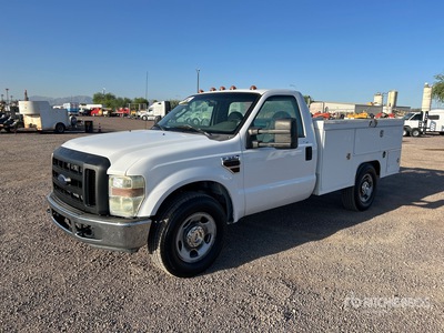 2008 Ford F-350 XL 4x2 شاحنة متعددة الاغراض