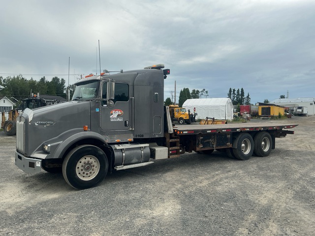 2008 Kenworth T-800 6x4 Sleeper Rollback Truck