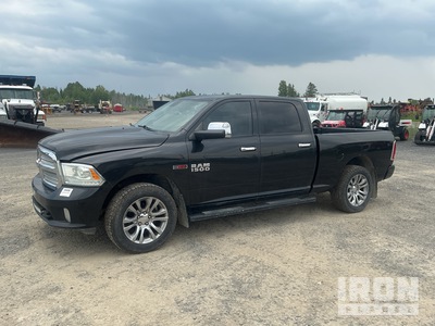 2015 Ram 1500 Limited 4x4 Crew Cab بيك اب