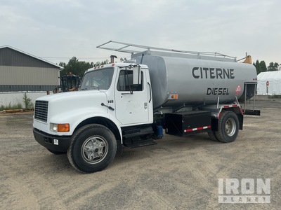 1992 International 11800 L 4x2 OFF HIGHWAY Camion citerne de carburant