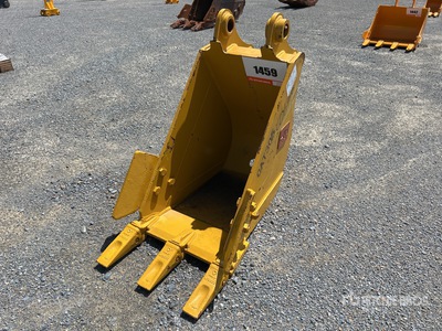 2025 Hongwing 400 mm Digging Excavator Bucket - Fits Cat 305 (Unused)