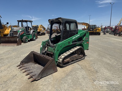 2015 Bobcat T450 を見 Compact Track Loader