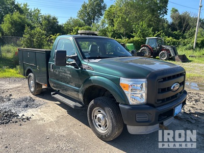2012 Ford F-250 Super Duty XL 4x4 Utility Truck