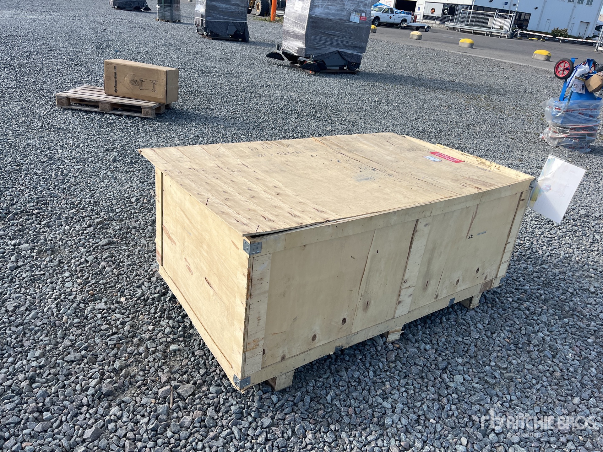 2025 HUNTER PRO GLTW550-103 5 kW Light Tower (Unused)