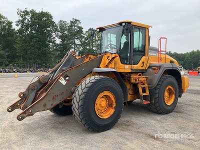 2023 Volvo L120H Pala Cargadora