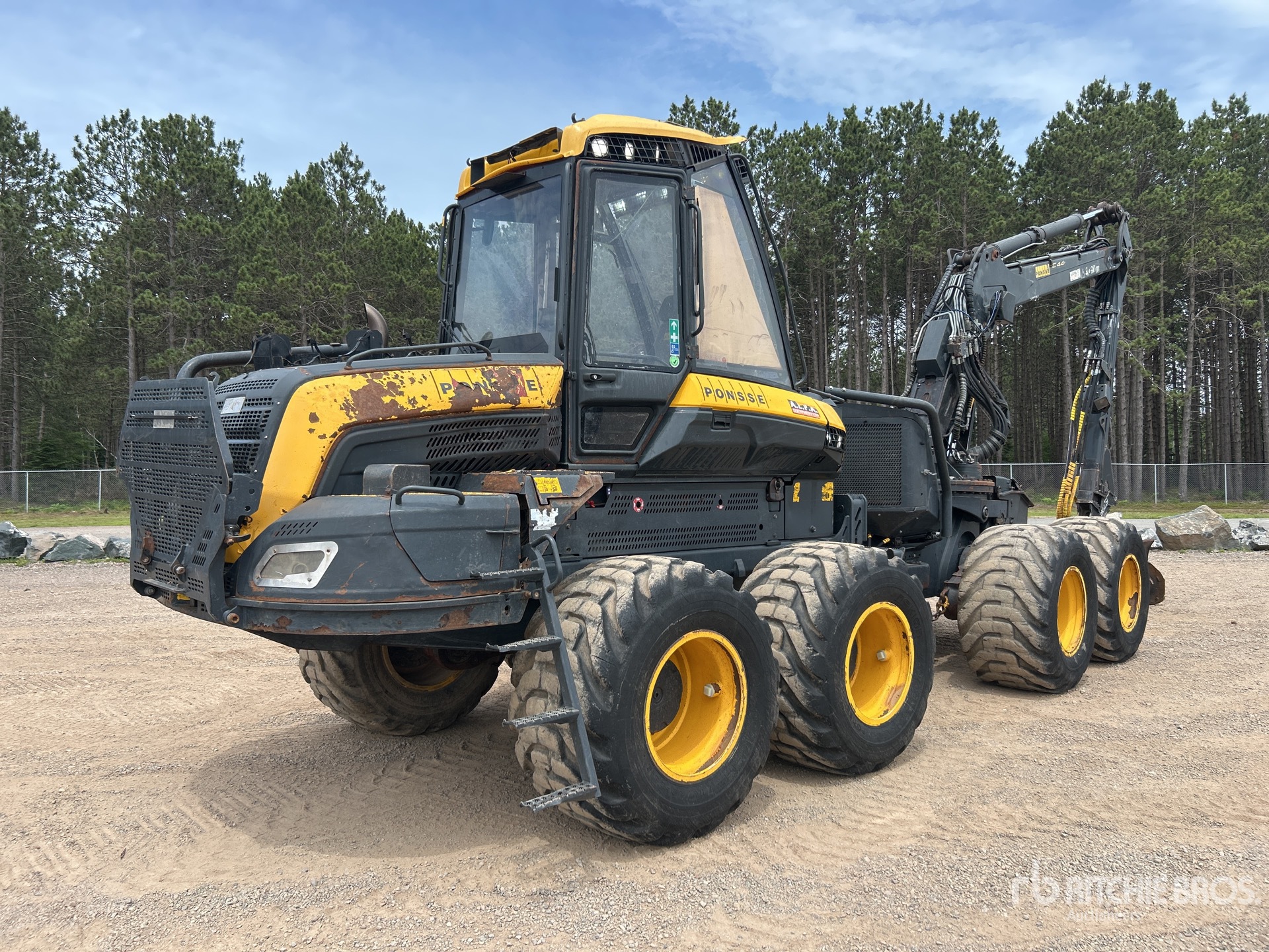 2016 Ponsse Ergo 8x8 Dérouleuse