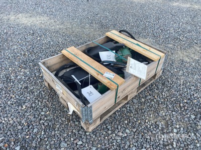 Quantity of (2) J.D. Neuhaus pneumatic chain 500kg Ascenseur de chantier