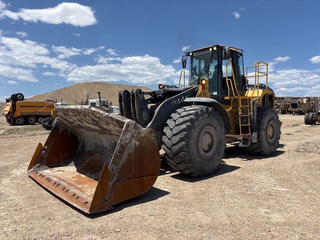 2010 John Deere 844K