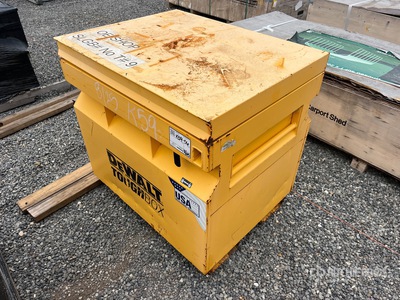 Dewalt 36 in Job Site Box