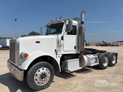 2007 Peterbilt 367 6x4 T/A Day Cab Truck Tractor