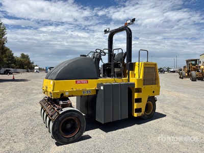 Atlas Copco CP142 9 Wheel Walec pneumatyczny
