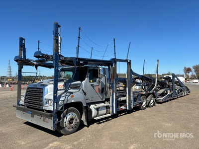 2014 Freightliner 114SD 6x4 شاحنة نقل سيارات