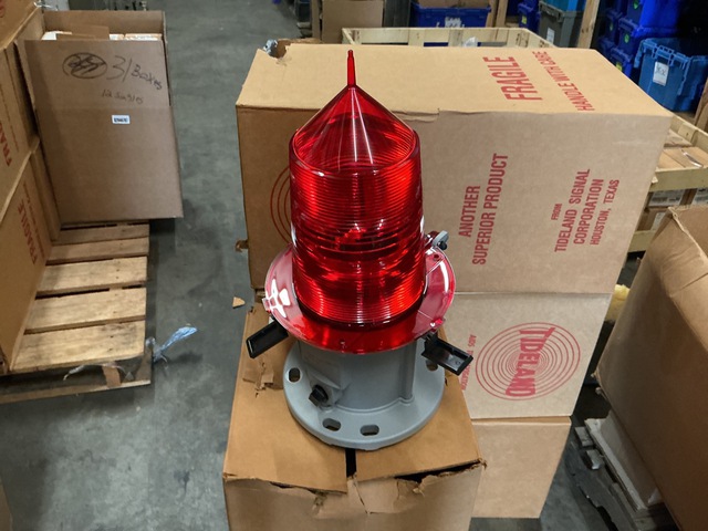 (4) MaxLumina ML-155 Red Beacon Lights