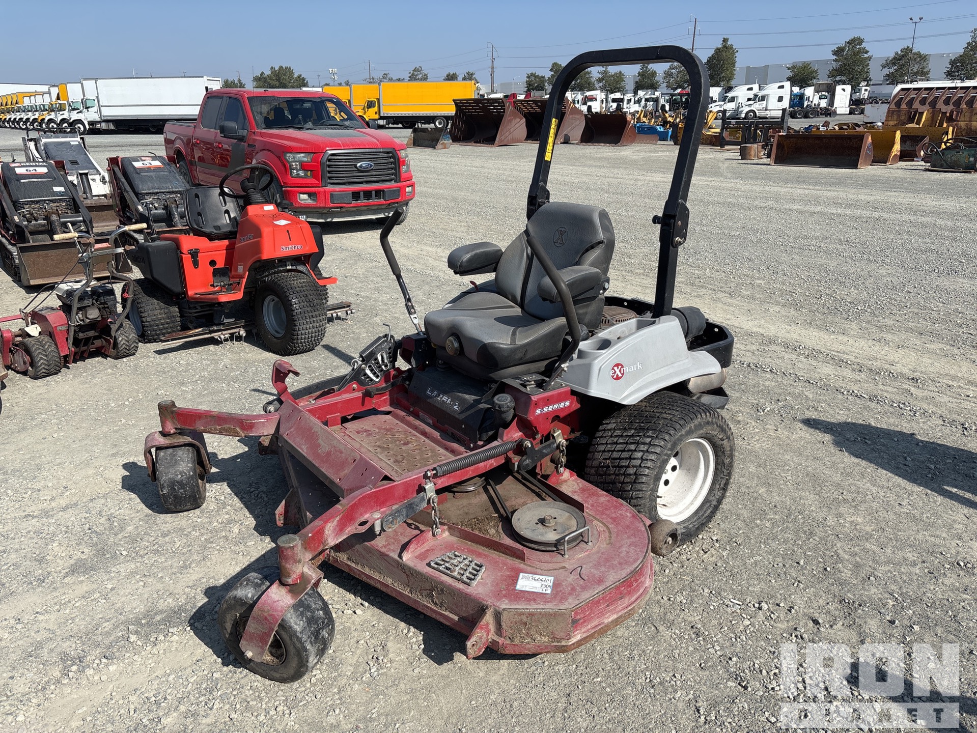 2022 Exmark Lazer Z S-Series Zero-Turn Lawn Mower in Perris