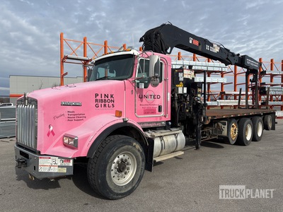 2005 Hiab 335 K-4 HIPRO 8300 lb Articulated Boom on 2017 Kenworth T-800 10x4 Camión Grúa