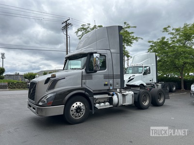 2017 Volvo VNL 6x4 Day Cab Truck Tractor