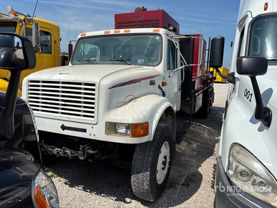 2000 International 4900 6x4 Water Jetting Truck その他のトラック (Inoperable)