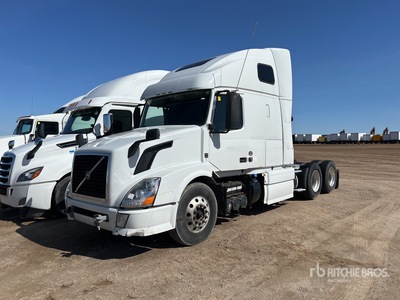 2015 Volvo VNL 6x4 Cabina con cuccetta per trattore stradale (Inoperable)
