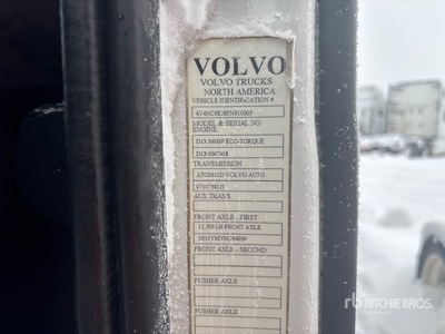 2015 Volvo VNL 6x4 T/A Sleeper Truck Tractor (Inoperable)