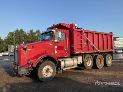 2011 Kenworth T800 8x4 Camion à benne basculante Tridem