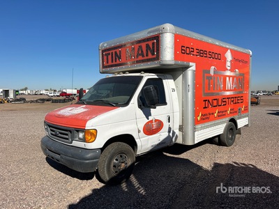 2006 Ford E450 4x2 Van Truck