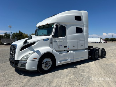 2019 Volvo VNL 6x4 Tracteur routier couchette