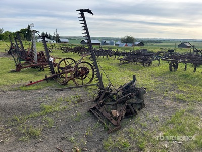 John Deere 7 ft Sickle Bar Mower
