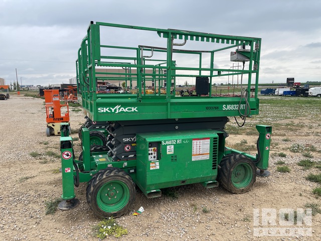 ELEVADOR TIJERA 2017 SKYJACK SJ6832RT