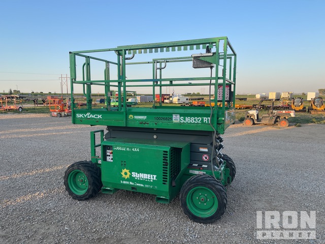 ELEVADOR TIJERA 2018 SKYJACK SJ6832RT
