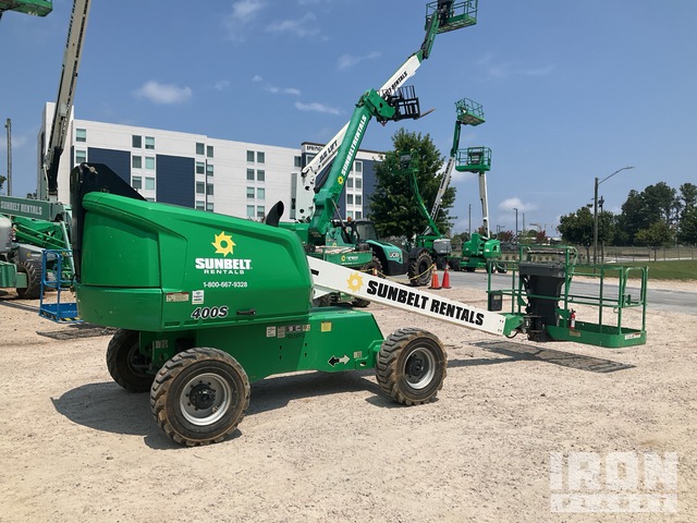 ELEVADOR TELESCóPICO 2017 JLG 4WD 400S