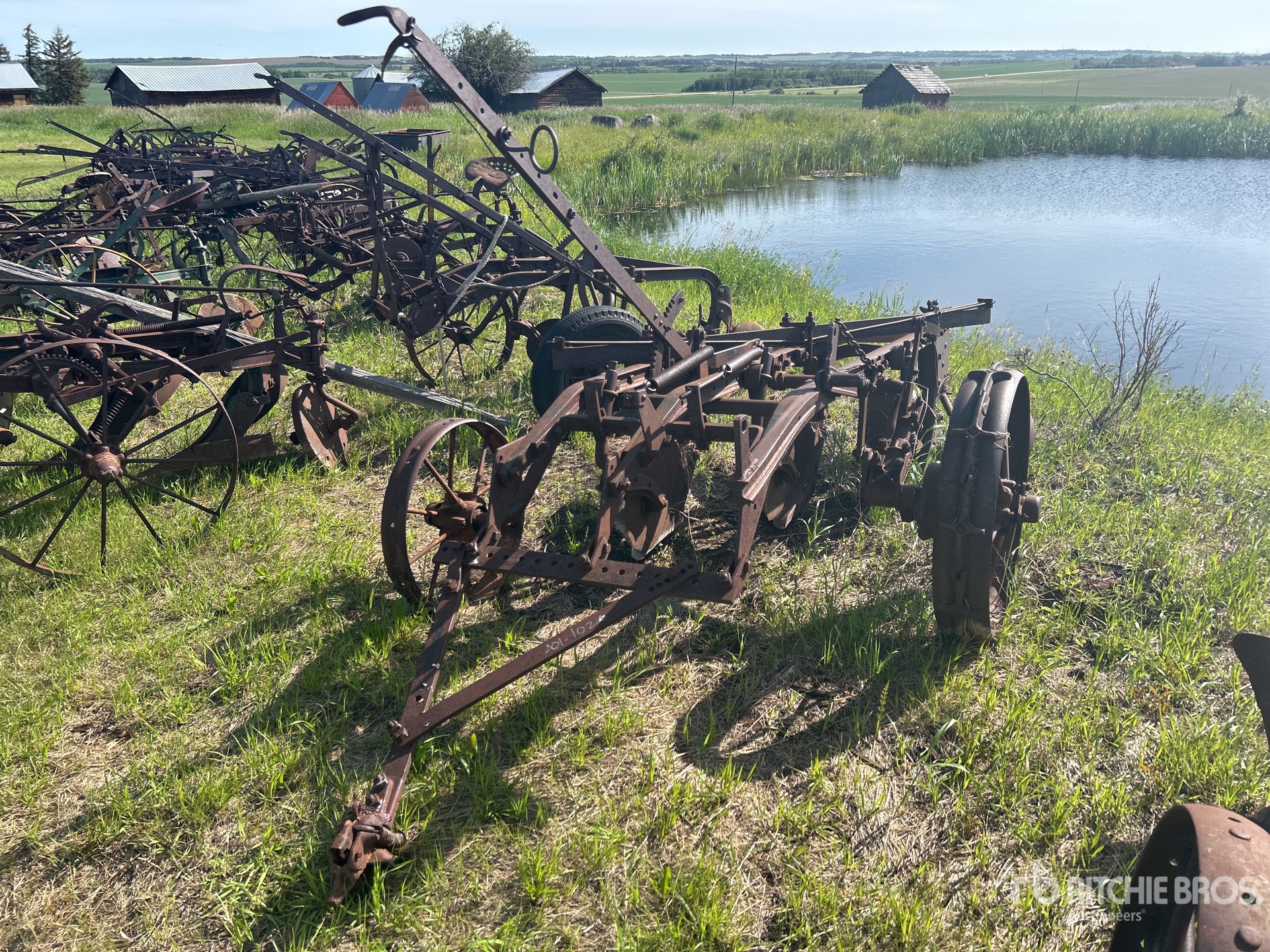 Massey Harris 3 Bottom Arado rompedor
